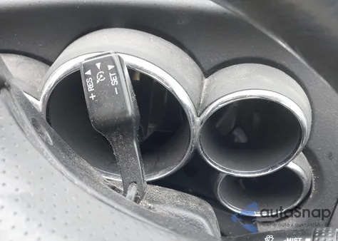 2008 Pontiac Vibe z USA, uszkodzony, nr VIN 5Y2SL65848Z402466